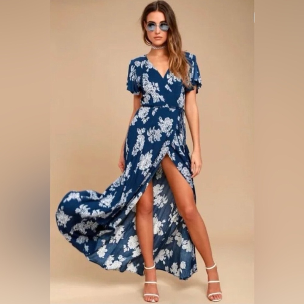 NWT Lulu's Heart Of Marigold Navy Floral Dress